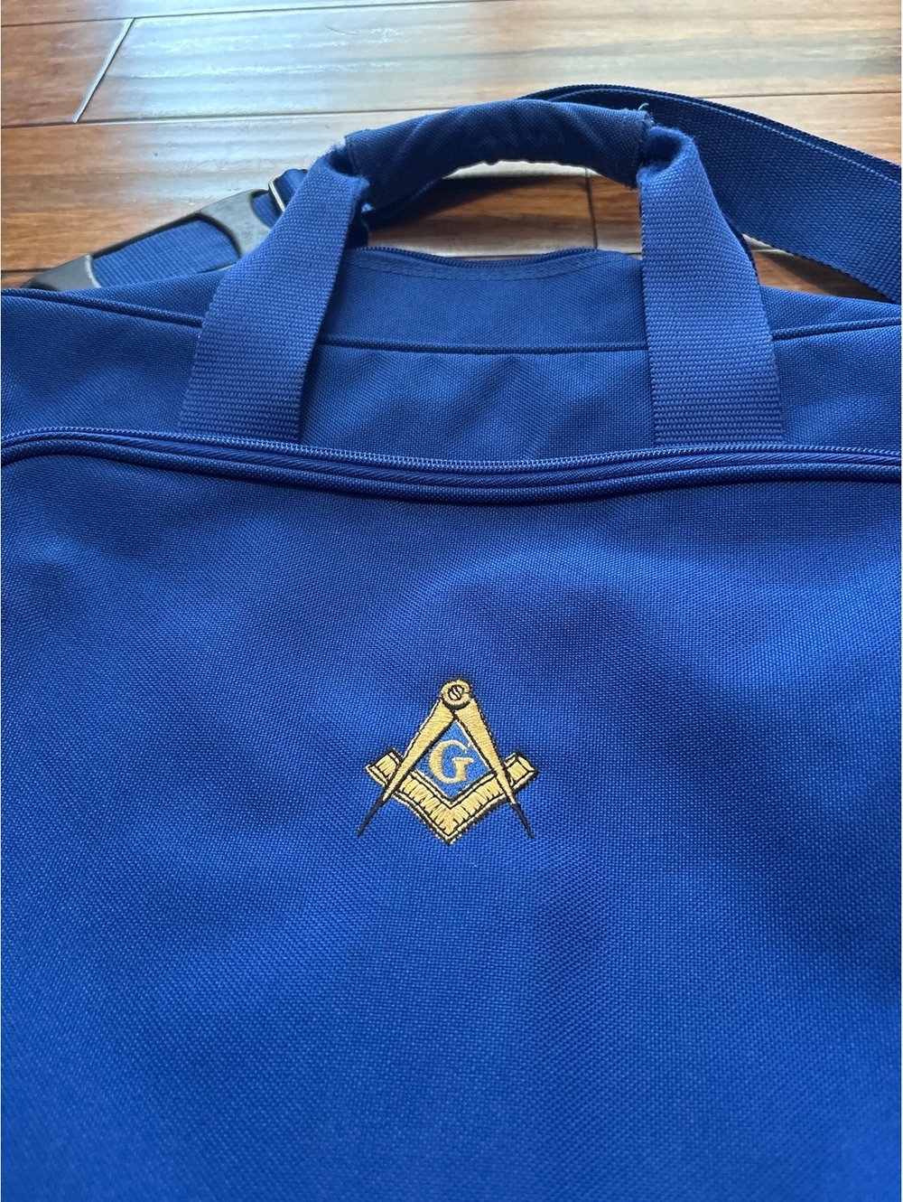 Freemason Blue Masonic Conference Briefcase Computer Bag with Emblem and Pins - Picture 2 of 9